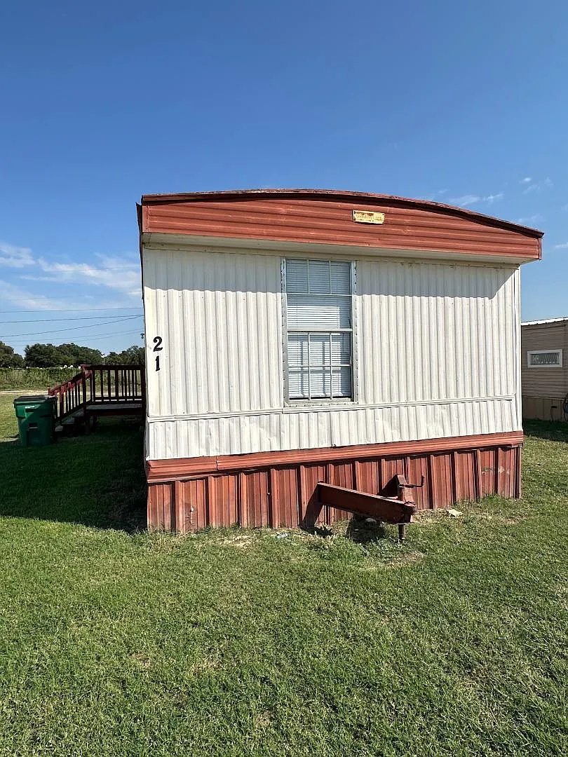 150 Private Road 1610 — Photo 1