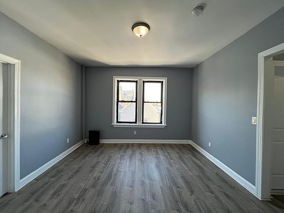 3rd image of 42 W 29th St #32E