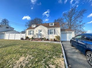 73 Alison Rd, Roselle, NJ 07203