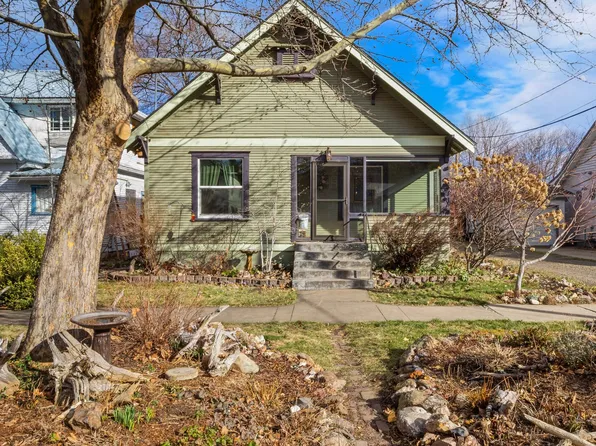 1305 9th St, La Grande, OR 97850