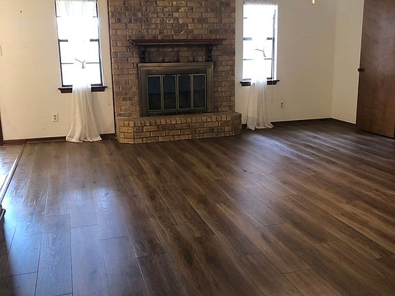 4th image of 3409 Glen Haven Dr
