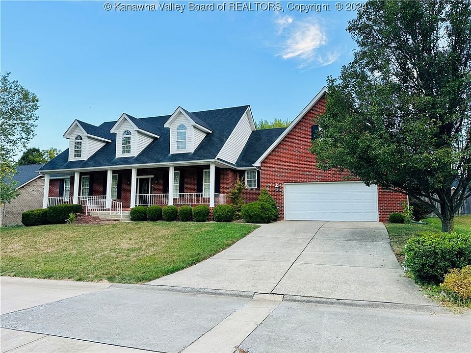 2nd image of 3712 Cambridge Dr