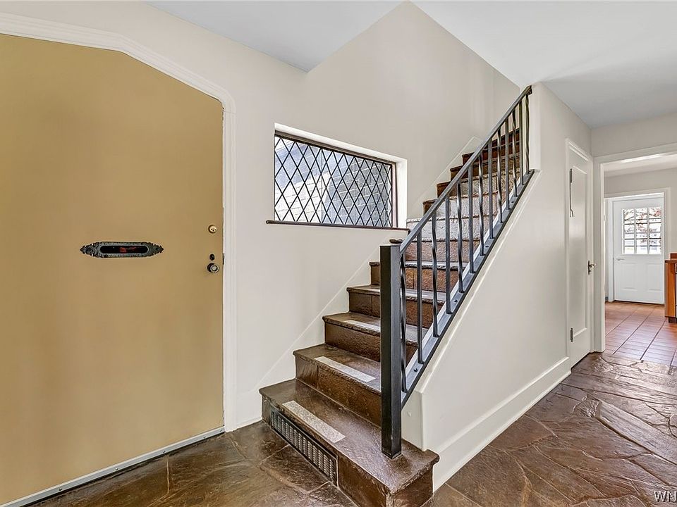 305 Girard Ave, East Aurora, NY 14052 Zillow