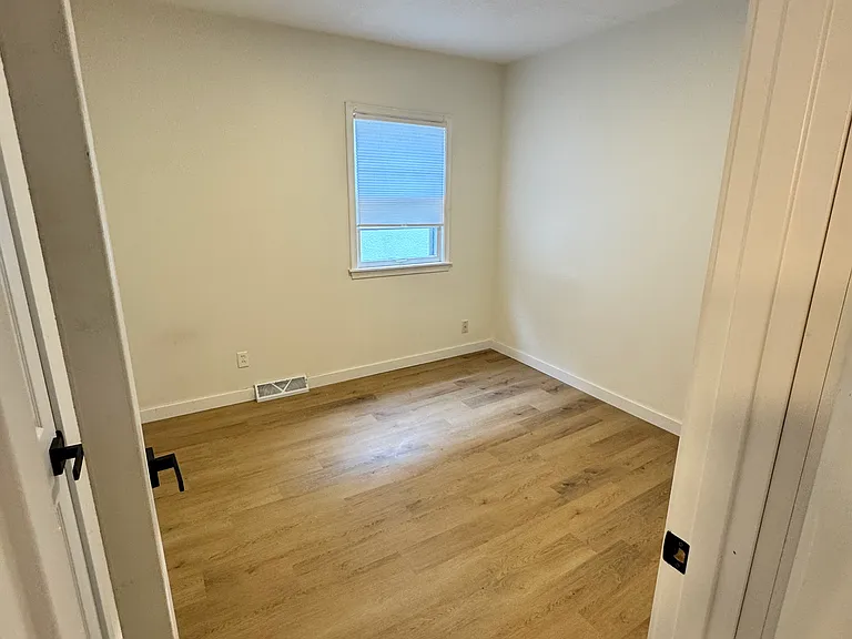 2827 Polk St NE #2 — Photo 8