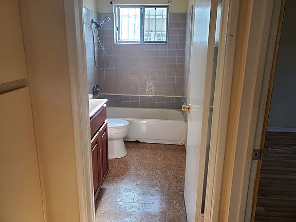 2nd image of 1255 W 127th St