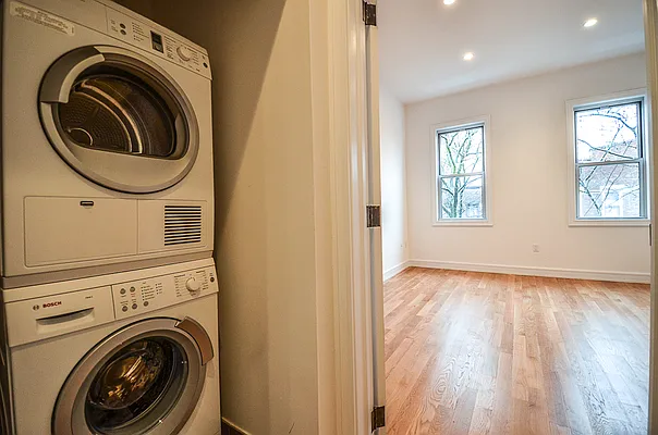 Rented by Brick&Mortar | media 21