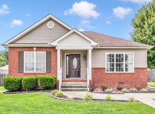 226 Clydesdale Ln, Springfield, TN 37172