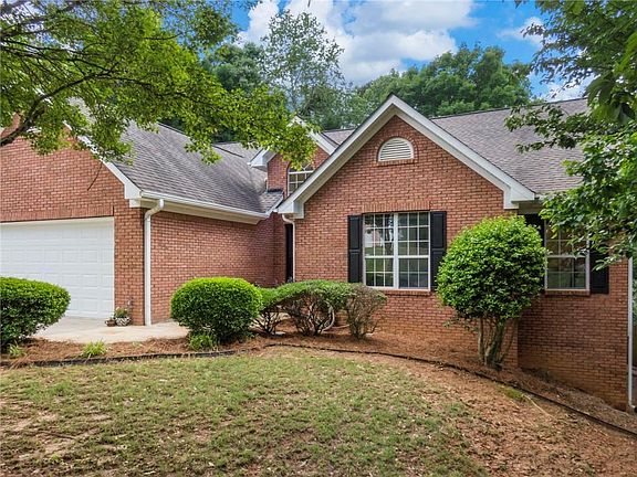 3rd image of 5965 Williamsport Dr