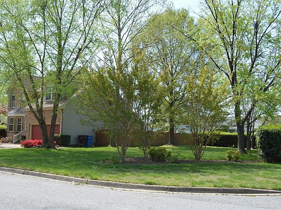3rd image of 1404 Sydney Ct