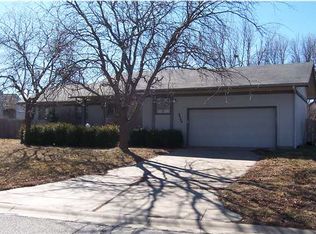 6909 E Rushwood Cir, Wichita, KS 67226