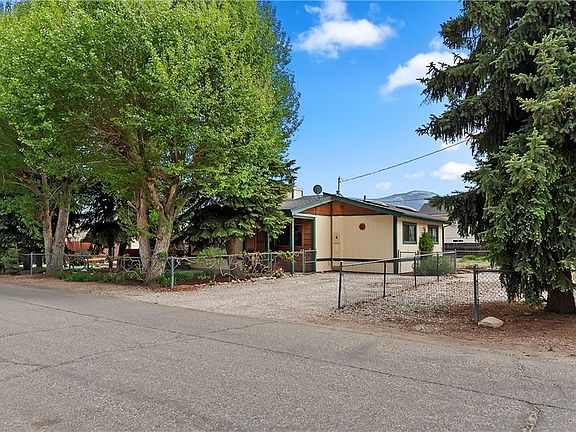 3rd image of 940 Sequoia Dr