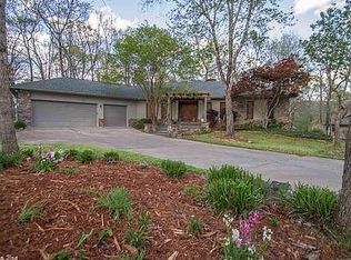 42 Fontenay Cir, Little Rock, AR 72223
