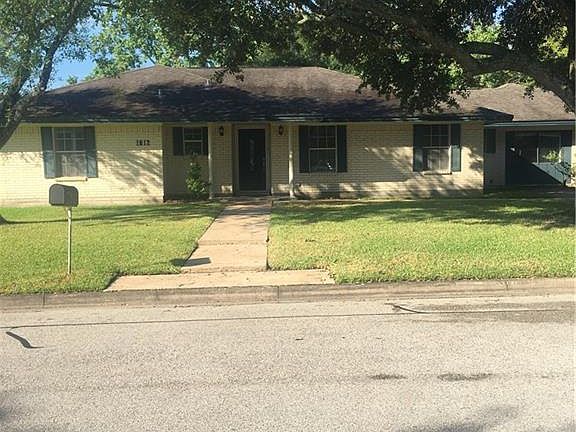 4th image of 1812 Hondo Dr