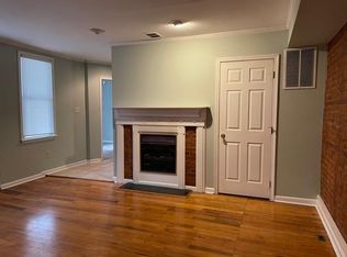 110 E Main St APT 2, Westminster, MD 21157