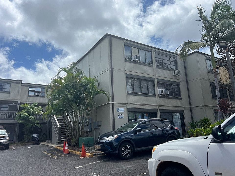 2nd image of 98-170 Kaahumanu St