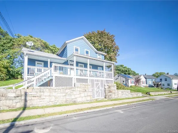 247 Elm Street, New London, CT 06320