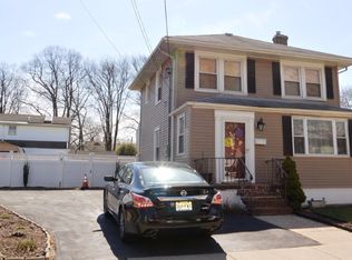 526 Russell Ave, Ridgefield, NJ 07657