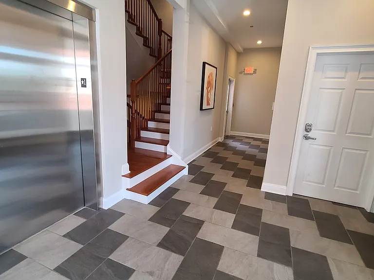 459 Main St #3 — Photo 20