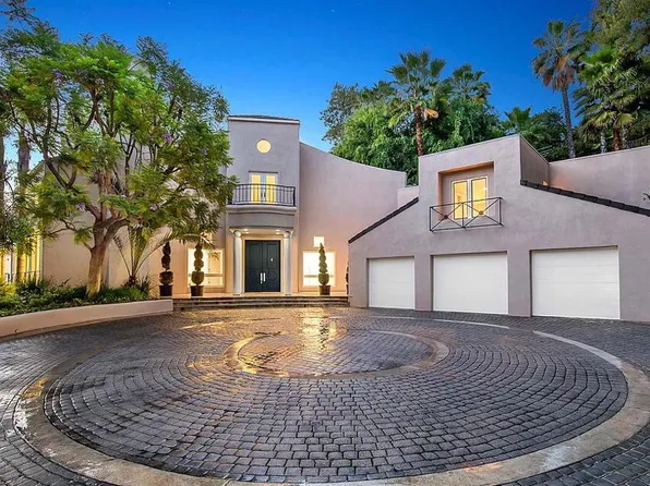 1265 Chateau Rd, Pasadena, CA 91105