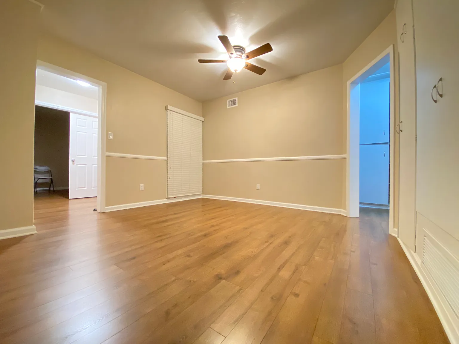 3 bed, 1164 sqft, $3,600 — Photo 2
