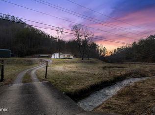 1145 Little Cove Rd, Sevierville, TN 37862