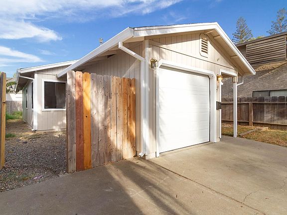3rd image of 707 Kiley Ave