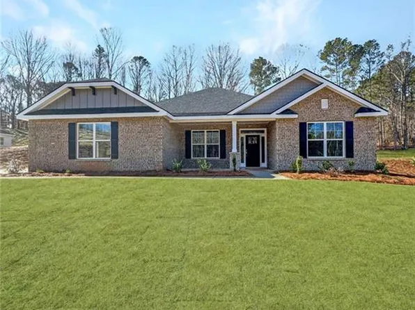 5301 Tuscany Dr, Douglasville, GA 30135