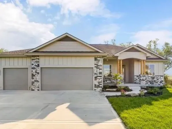 14083 S Landon St, Olathe, KS 66061
