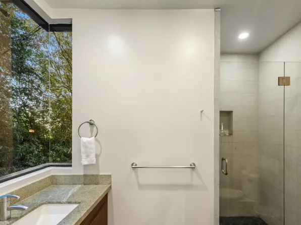 1799 Correa Way, Los Angeles, CA 90049
