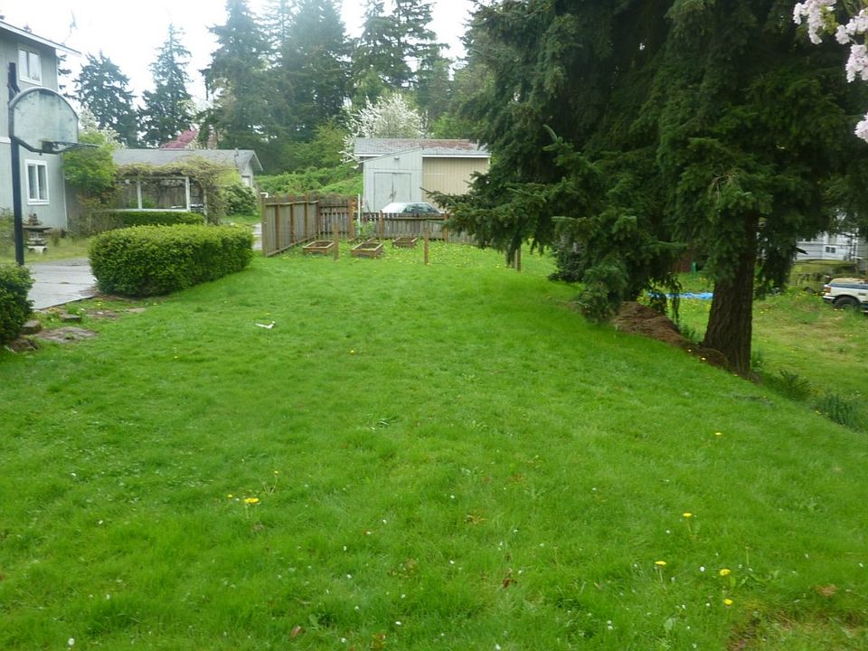 1st image of 12622 10th Ave S