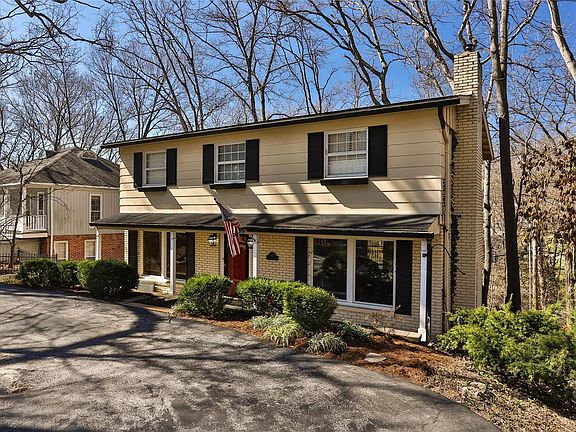 5th image of 1129 Dunwoody Dr