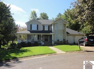 1334 Cherry Dr, Mayfield, KY 42066