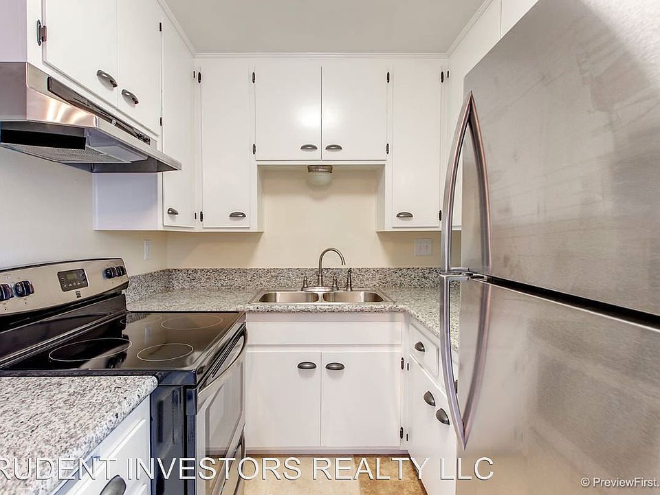 1st image of 584 12th St APT C