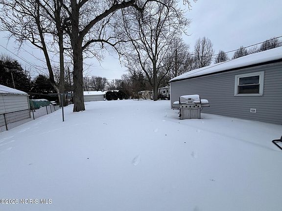 4th image of 6015 Livingston Dr