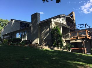 336 Villa Dr, Lake Saint Louis, MO 63367