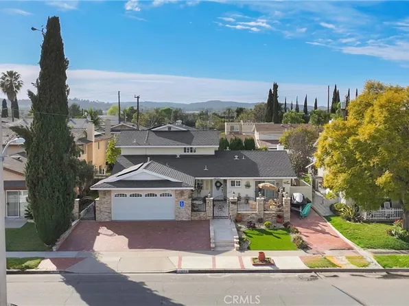 24251 Bark St, Lake Forest, CA 92630