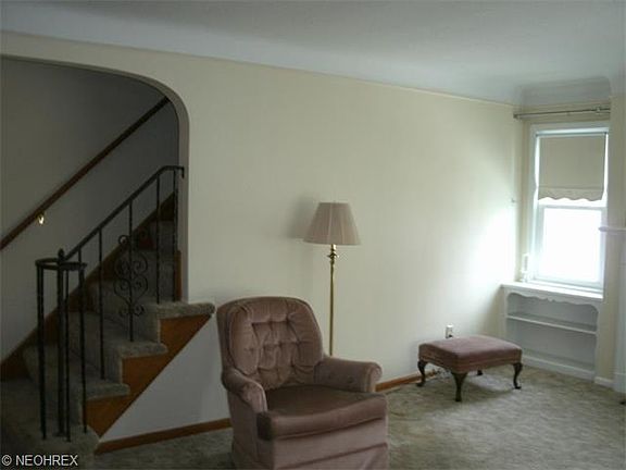 4th image of 10015 Park Heights Ave