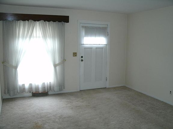 2nd image of 1950 Blandford Ave SW