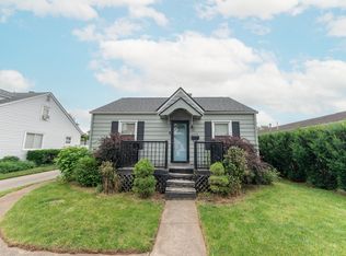 2249 Maple St, Columbus, IN 47201