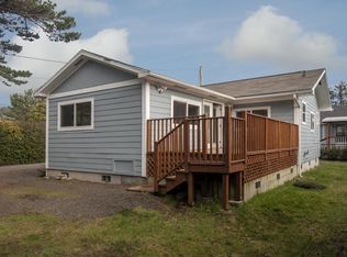 1216 SW 64th St, Lincoln City, OR 97367