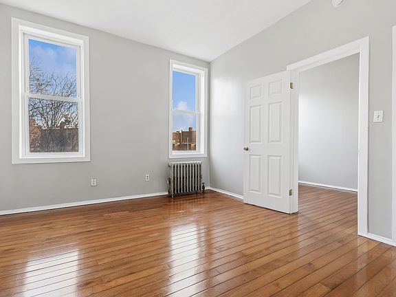 3rd image of 410 Thomas S Boyland St APT 2