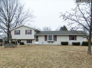 11121 Tritts St NW, Canal Fulton, OH 44614