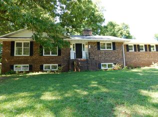 710 Dogwood Ln, Belmont, NC 28012