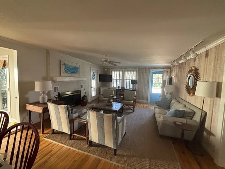 8504 Atlantic Ave — Photo 5