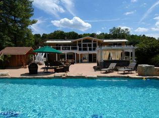 26857 Gum Spring Rd, Chantilly, VA 20152