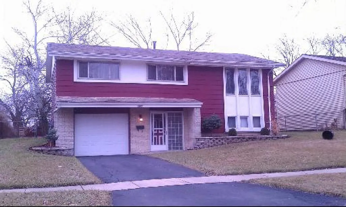 3307 Tulip Dr photo 1
