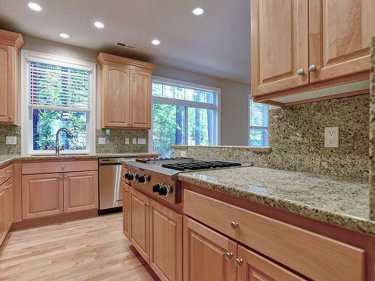 4771 Auburn Ln — Photo 11