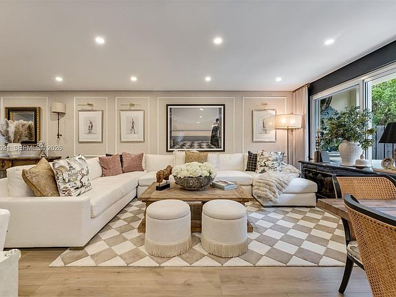 5th image of 3028 NE Quayside Ln #34