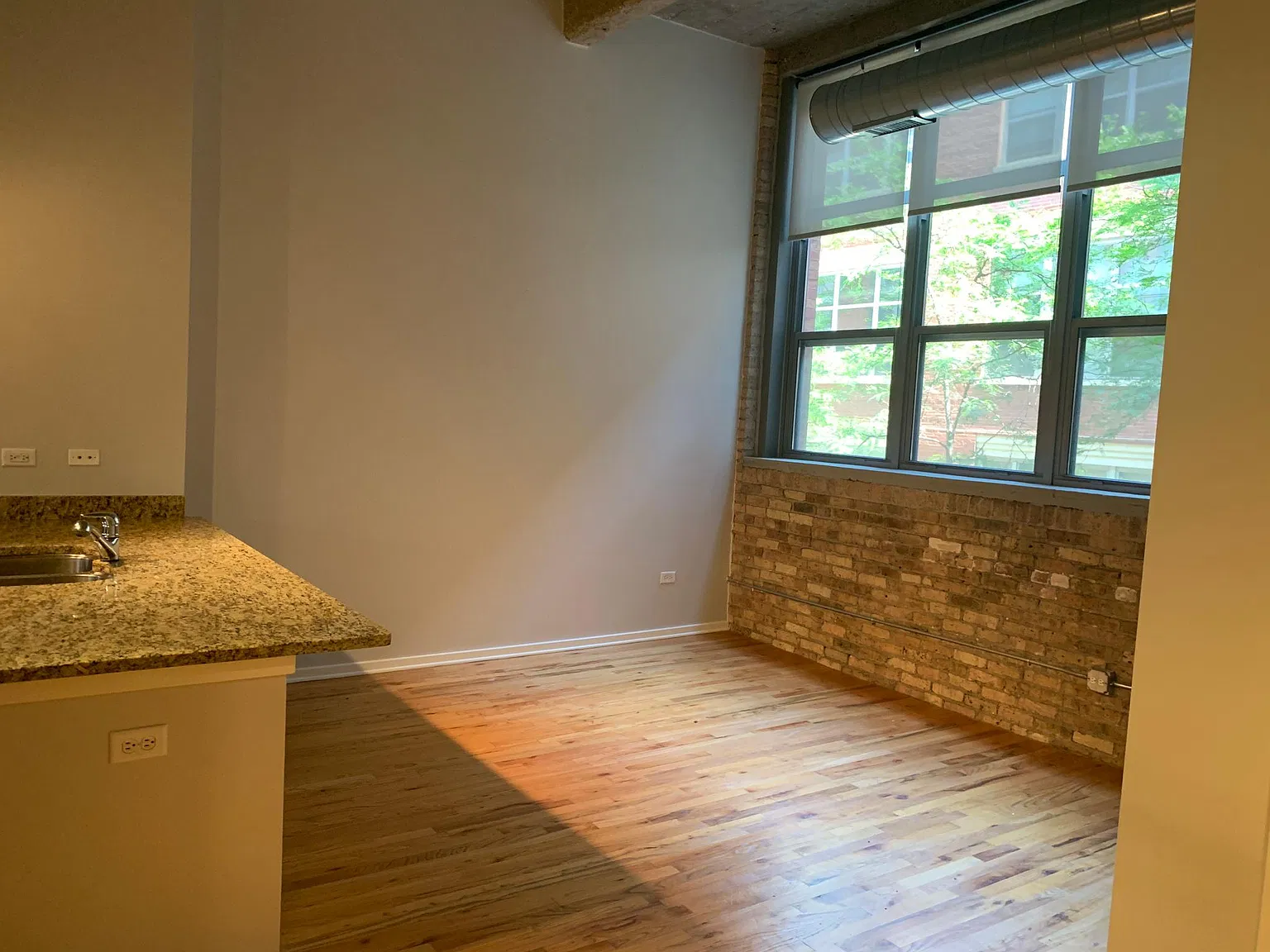 1735 N Paulina St — Photo 3