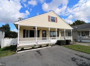 218 Holy Cross Rd, Baltimore, MD 21225